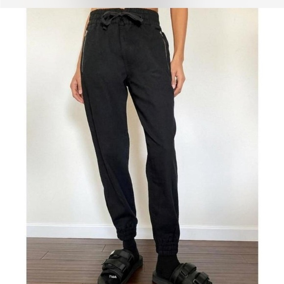 Aritzia TNA Alice Cotton Joggers Drawstring Pants Black - Picture 1 of 9